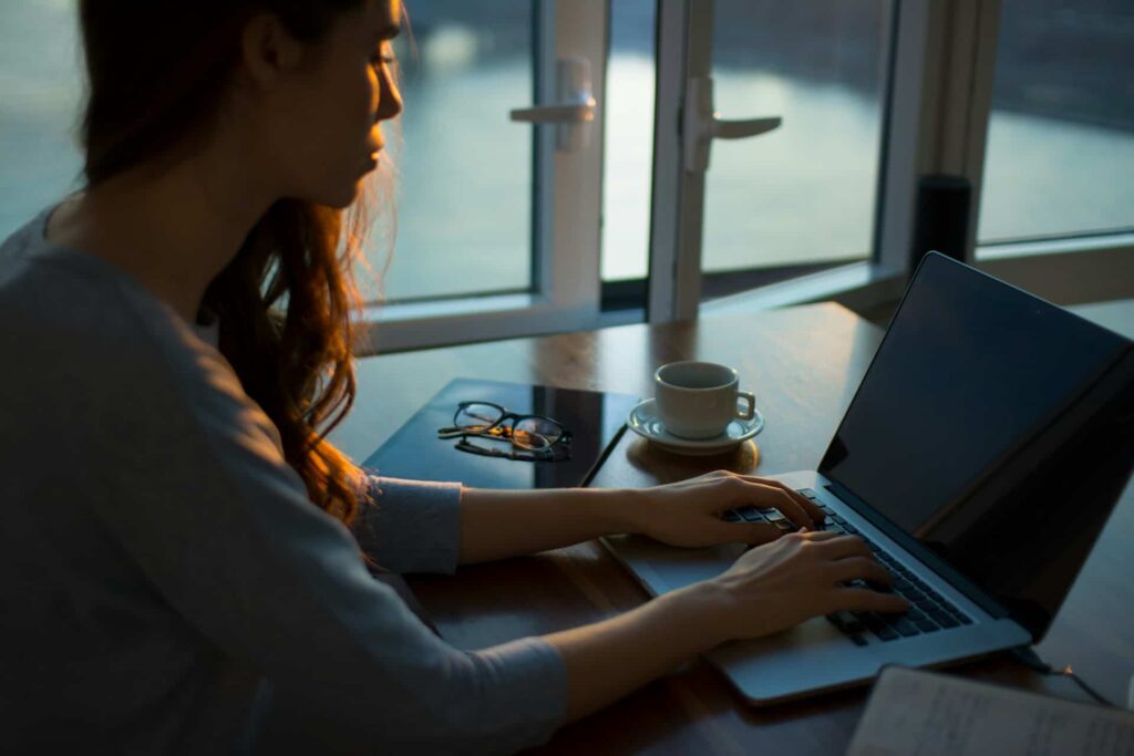 software developer earn in india blog post icon